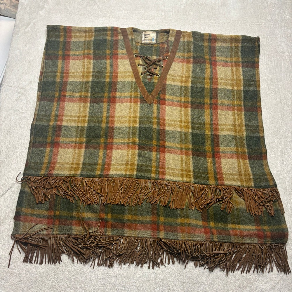 VTG Pioneer Wear Poncho Womens OS Plaid Green/Orange Fringe Lace Up Western USA